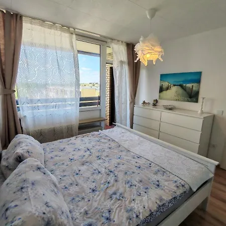 Appartement 3-room In A Location, Ideal For A Family