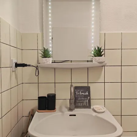 Appartement 3-room In A Location, Ideal For A Family *